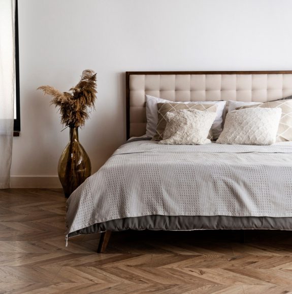 Vacation rental bed